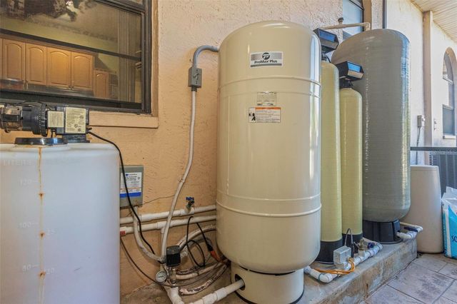 8700 CESSNA DRIVE, New Port Richey, FL 34654