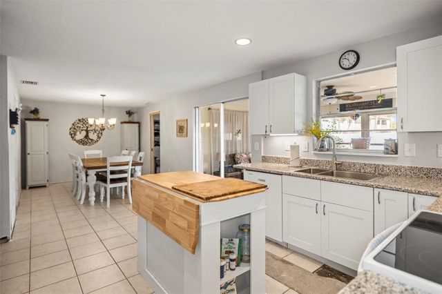 54 NICHOLAS DRIVE, Dunedin, FL 34698