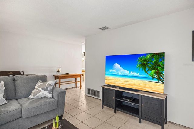 54 NICHOLAS DRIVE, Dunedin, FL 34698