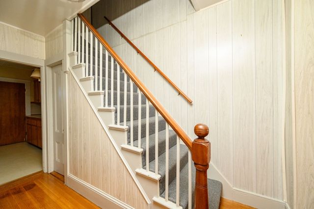 2 Harbell Ter, Boston, MA 02122