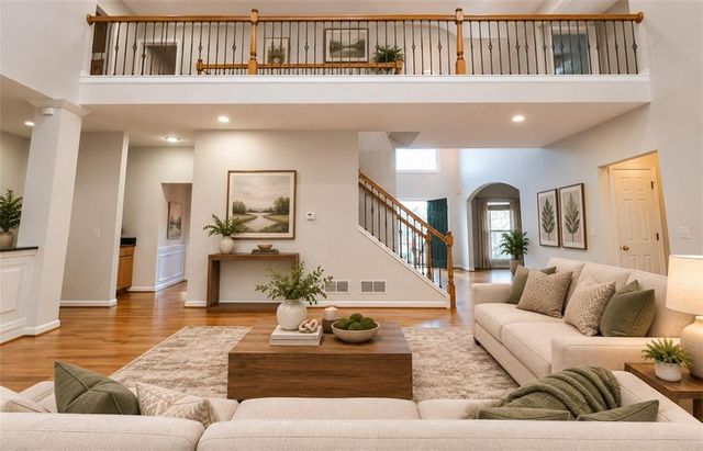 275 Gladeside Path, Johns Creek, GA 30024