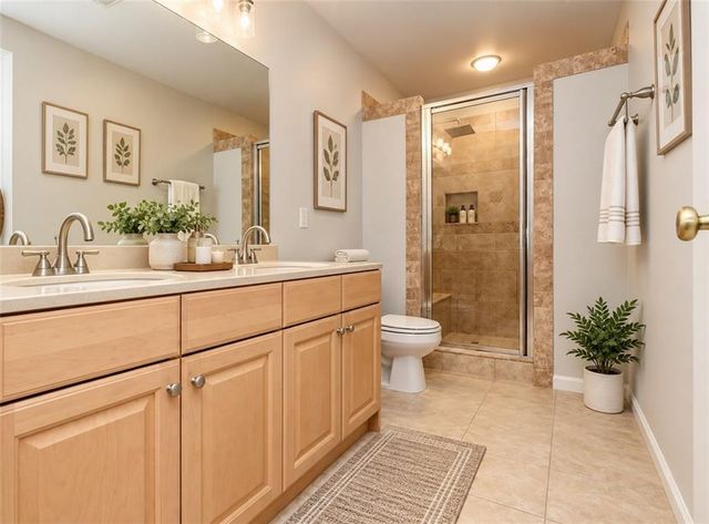275 Gladeside Path, Johns Creek, GA 30024
