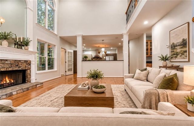 275 Gladeside Path, Johns Creek, GA 30024