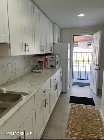 135 Ampere Avenue, Oakhurst, NJ 07755