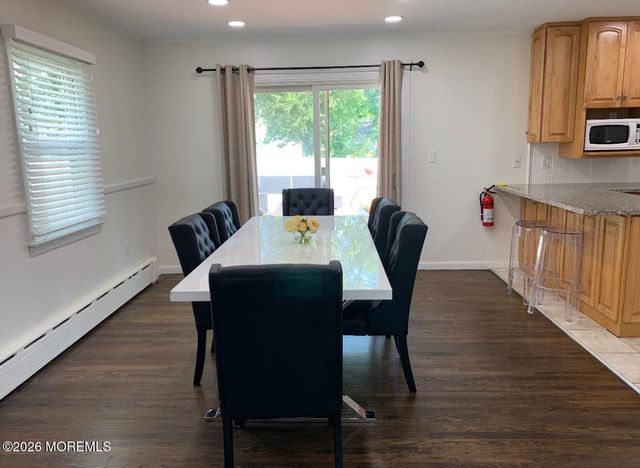 135 Ampere Avenue, Oakhurst, NJ 07755
