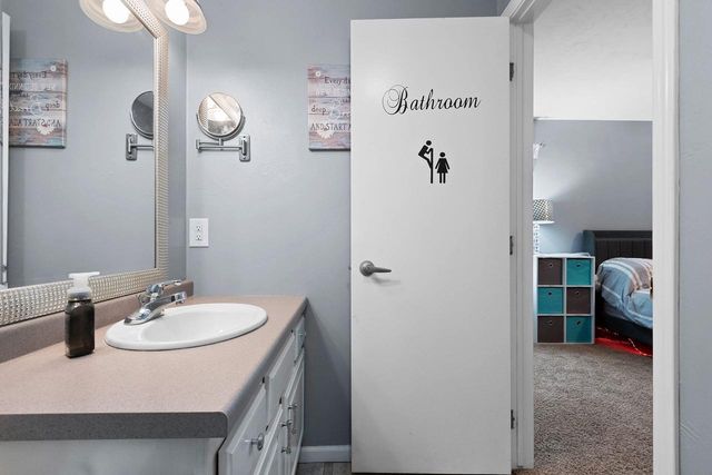 1410 ALCAN DRIVE, Menasha, WI 54952