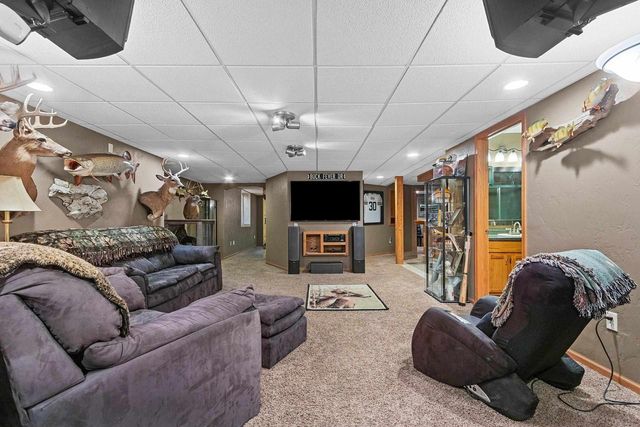 1410 ALCAN DRIVE, Menasha, WI 54952