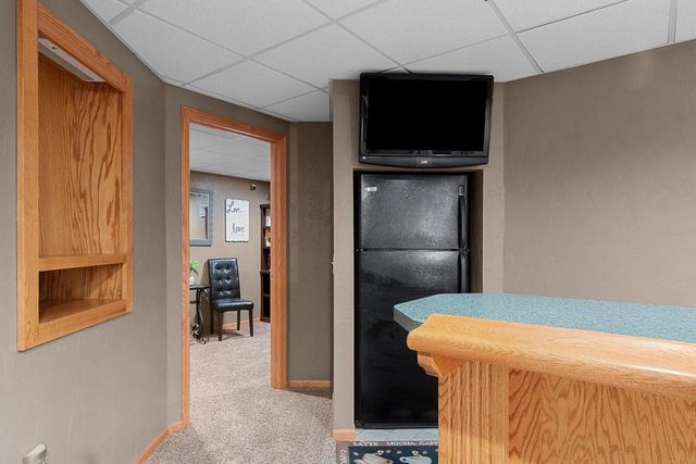 1410 ALCAN DRIVE, Menasha, WI 54952