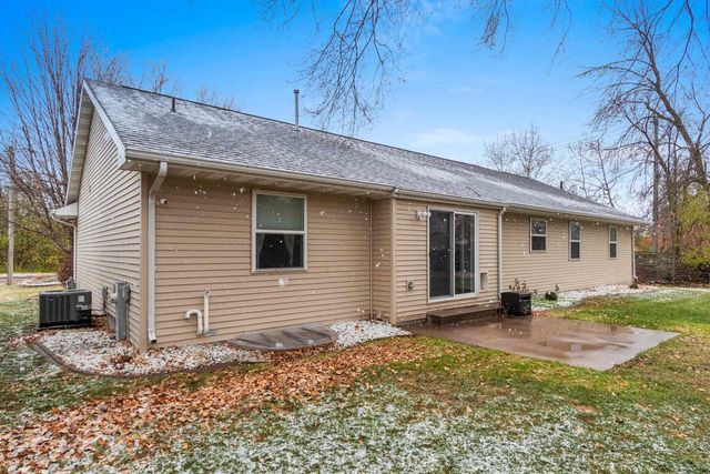 1410 ALCAN DRIVE, Menasha, WI 54952