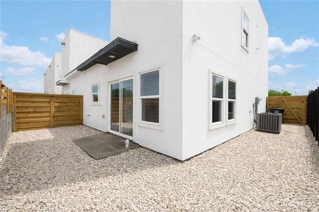 1626 W B Street, Mission, TX 78572