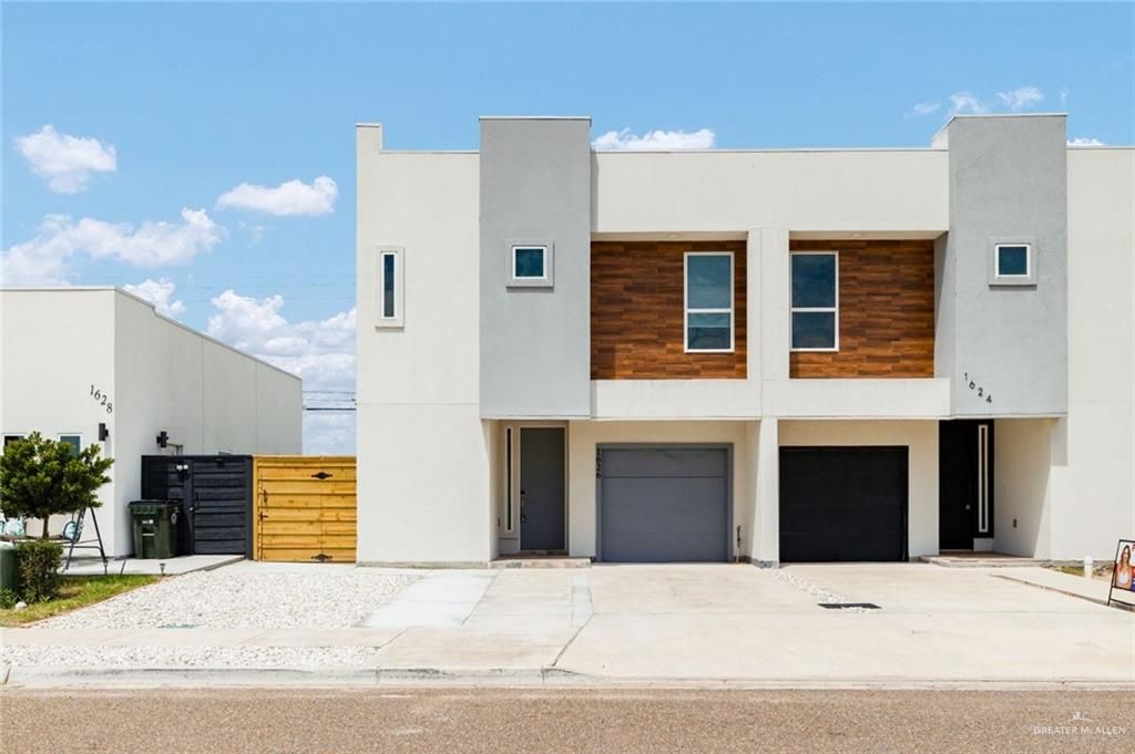 1626 W B Street, Mission, TX 78572