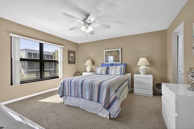 896 N Federal Highway 225, Lantana, FL 33462