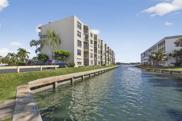 896 N Federal Highway 225, Lantana, FL 33462