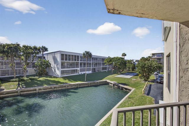 896 N Federal Highway 225, Lantana, FL 33462