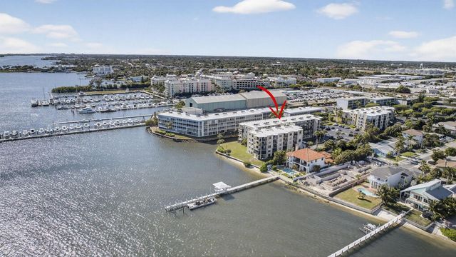 896 N Federal Highway 225, Lantana, FL 33462