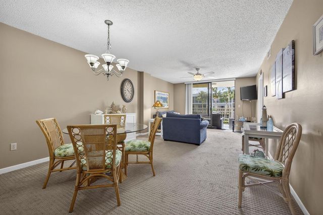 896 N Federal Highway 225, Lantana, FL 33462