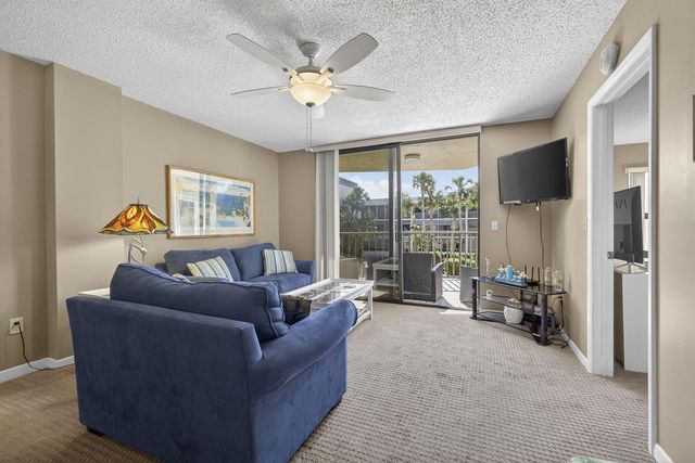896 N Federal Highway 225, Lantana, FL 33462