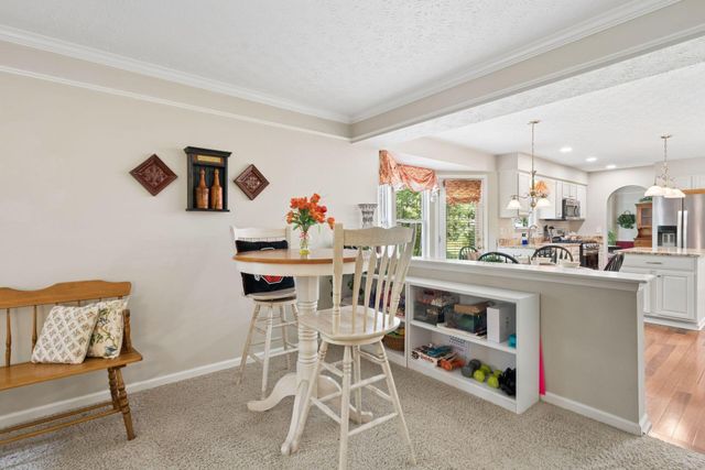 8052 Fenway Circle, Reynoldsburg, OH 43068