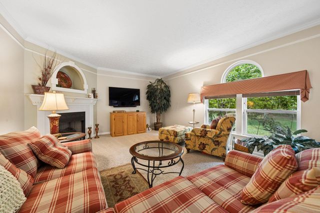 8052 Fenway Circle, Reynoldsburg, OH 43068