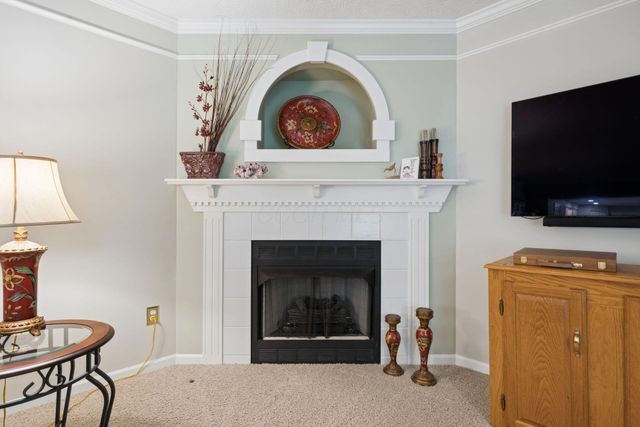 8052 Fenway Circle, Reynoldsburg, OH 43068