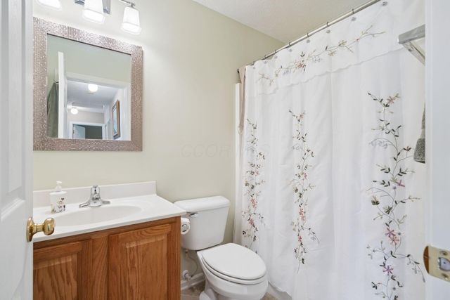 8052 Fenway Circle, Reynoldsburg, OH 43068