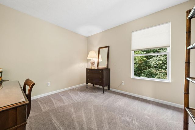 8052 Fenway Circle, Reynoldsburg, OH 43068