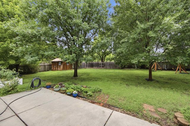 8302 E Limerick, Wichita, KS 67206