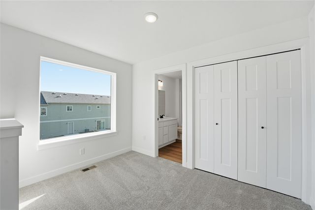 209 NW Waverly Drive, Waukee, IA 50263