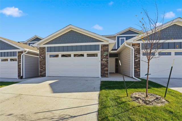 209 NW Waverly Drive, Waukee, IA 50263