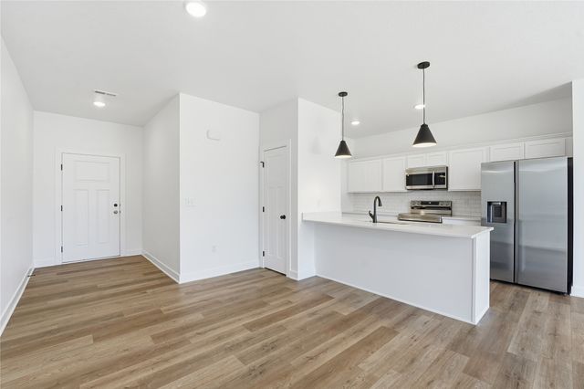 209 NW Waverly Drive, Waukee, IA 50263