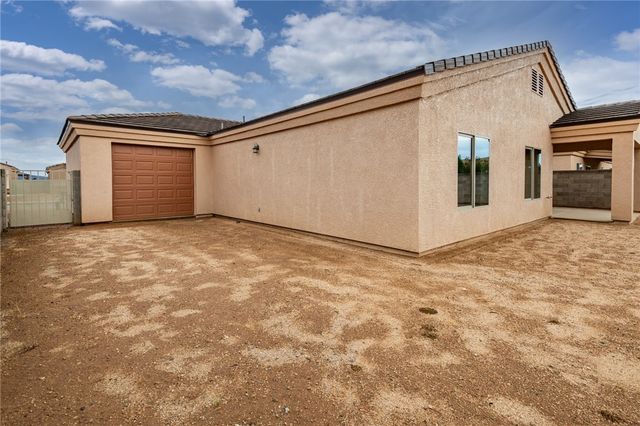 3850 E McVicar Avenue, Kingman, AZ 86409