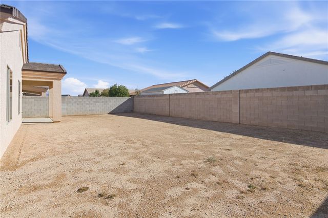 3850 E McVicar Avenue, Kingman, AZ 86409
