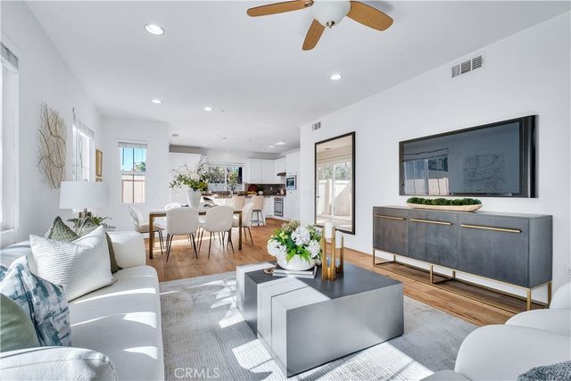 434 Golden Bear, Upland, CA 91786