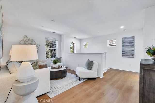 434 Golden Bear, Upland, CA 91786