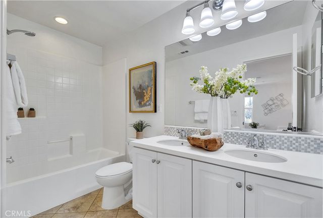 434 Golden Bear, Upland, CA 91786