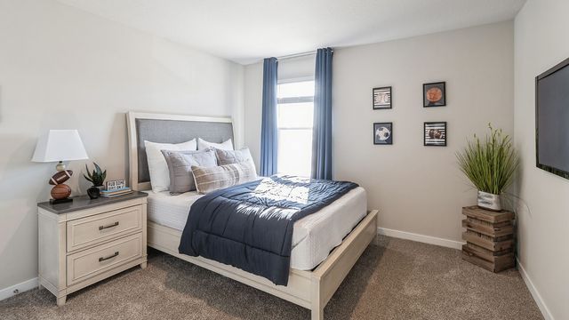 9440 Lovegrass Drive SW, Cedar Rapids, IA 52404