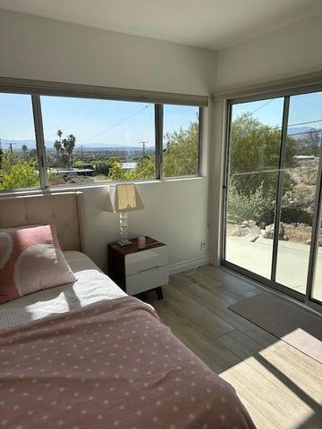 901 W Via Livorno, Palm Springs, CA 92262