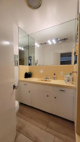 901 W Via Livorno, Palm Springs, CA 92262