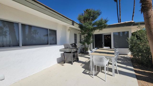901 W Via Livorno, Palm Springs, CA 92262