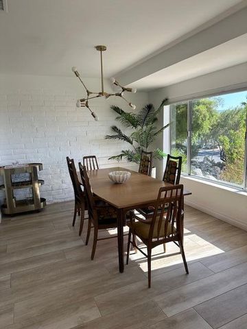 901 W Via Livorno, Palm Springs, CA 92262