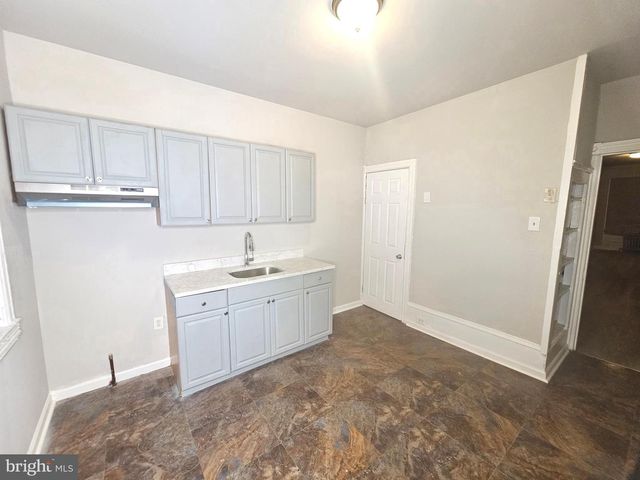 5843 RACE ST, Philadelphia, PA 19139
