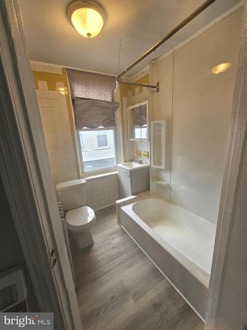 5843 RACE ST, Philadelphia, PA 19139