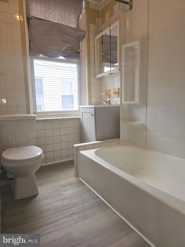 5843 RACE ST, Philadelphia, PA 19139