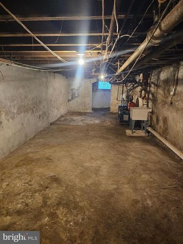 5843 RACE ST, Philadelphia, PA 19139