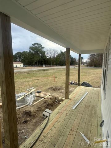 3403 NC 33 Highway W, Grimesland, NC 27837