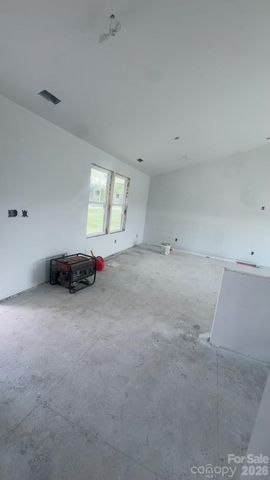 3403 NC 33 Highway W, Grimesland, NC 27837