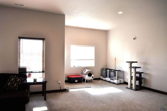 3029 HOEFER AVE, Rapid City, SD 57701