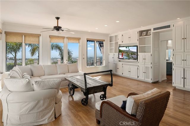 21 Ridgeline Drive, Newport Beach, CA 92660