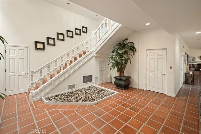 21 Ridgeline Drive, Newport Beach, CA 92660