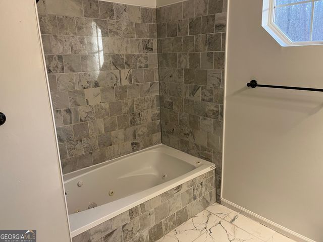 507 Lakeshore Drive, Stockbridge, GA 30281